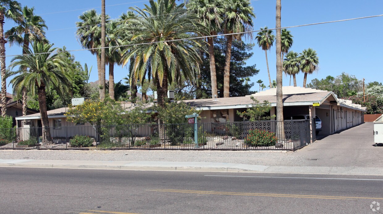 Primary Photo - 4017 N 40th St