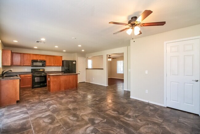 Building Photo - 1726 E Bradstock Way