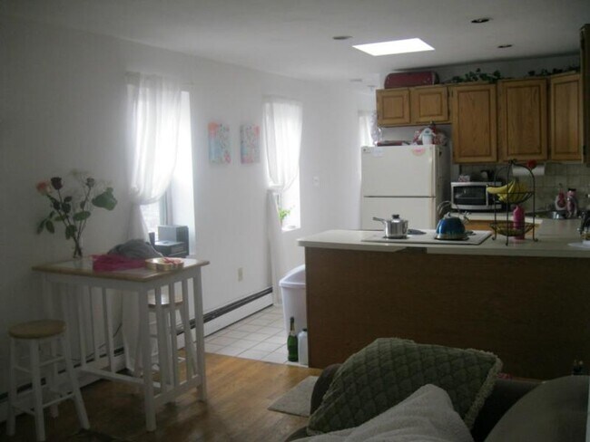Building Photo - 24 St Cyprians Pl
