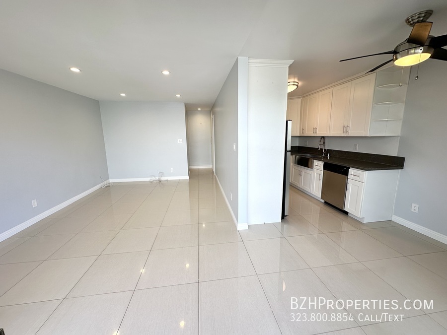 Primary Photo - Newly Renovated 1Bedroom 1Bathroom In Prim...