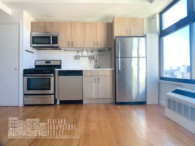 Foto del edificio - 616 Bushwick Ave