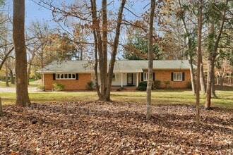 Building Photo - 1116 Reverdy Ln