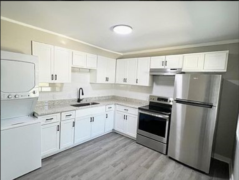 Foto principal - 727 E Lenoir St