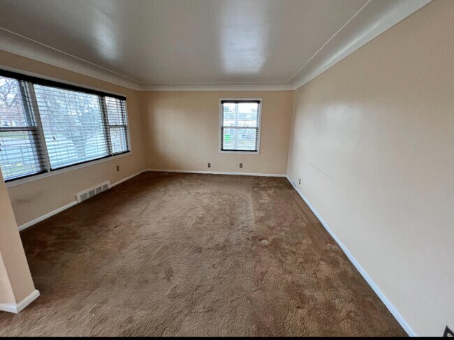 Building Photo - 24517 Rosebud Ave