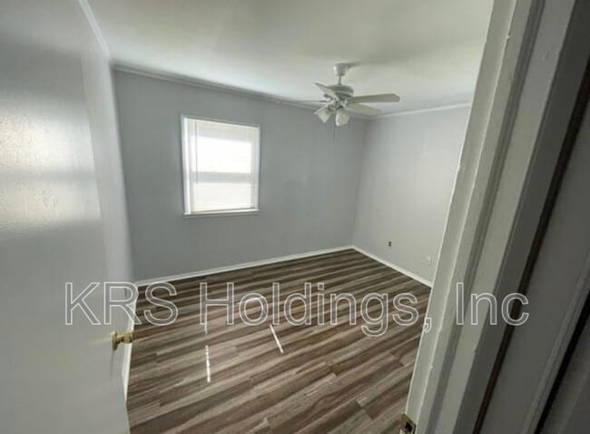 Building Photo - 1301 Grimes Rd