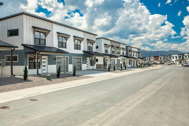 Foto del edificio - Liberty Estates