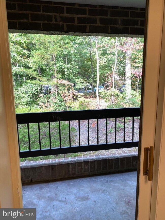 Building Photo - 23242 Chestnut Oak Ct