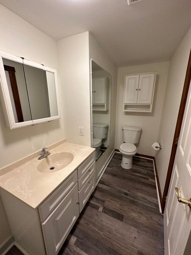 Foto del edificio - 420 W 22nd St