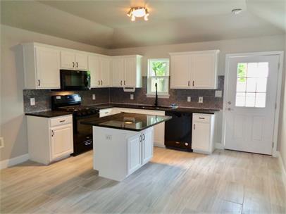 Foto del edificio - 339 Outboard Dr