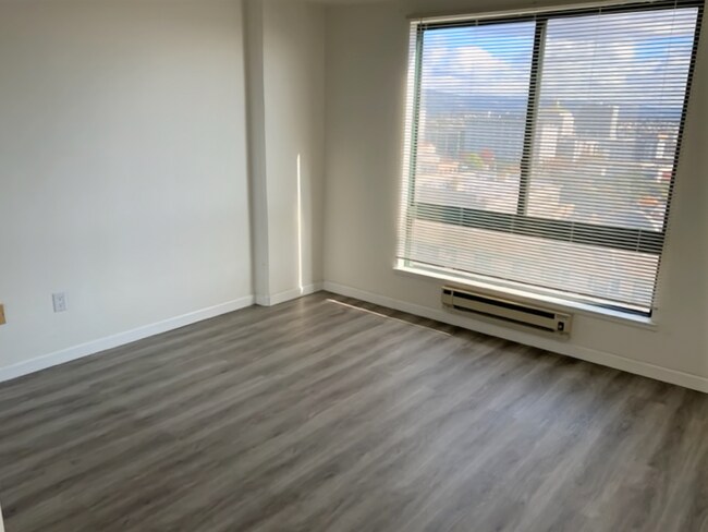 Foto del edificio - 988 Franklin
