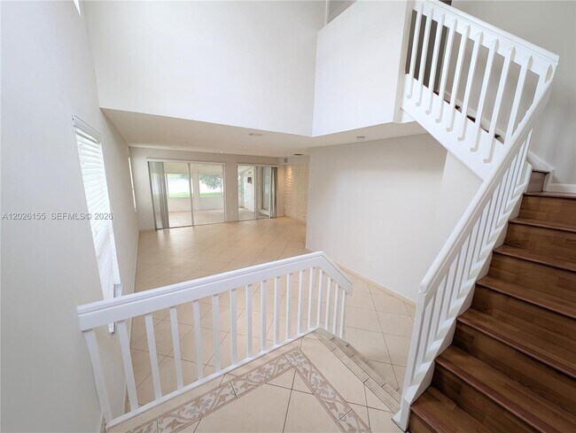 Foto del edificio - 15320 NW 6th Ct