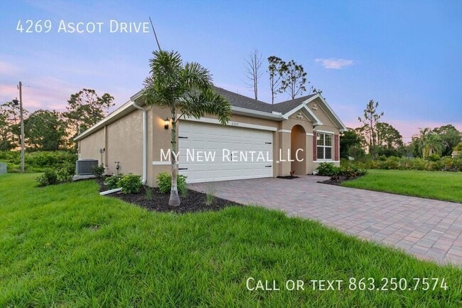 Foto del edificio - 4269 Ascot Dr