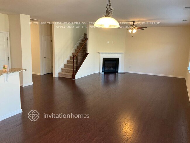 Building Photo - 141 Lassen Ln