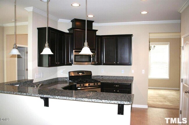 Foto del edificio - 805 Keystone Park Dr