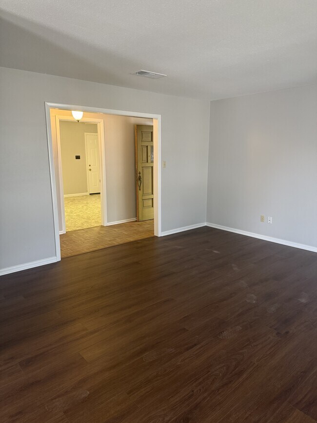 Building Photo - 4613 Ranch View Rd
