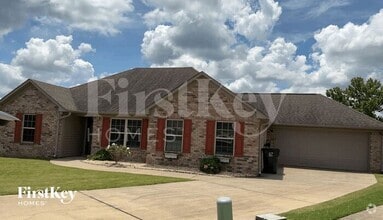 Building Photo - 920 Alise Cir