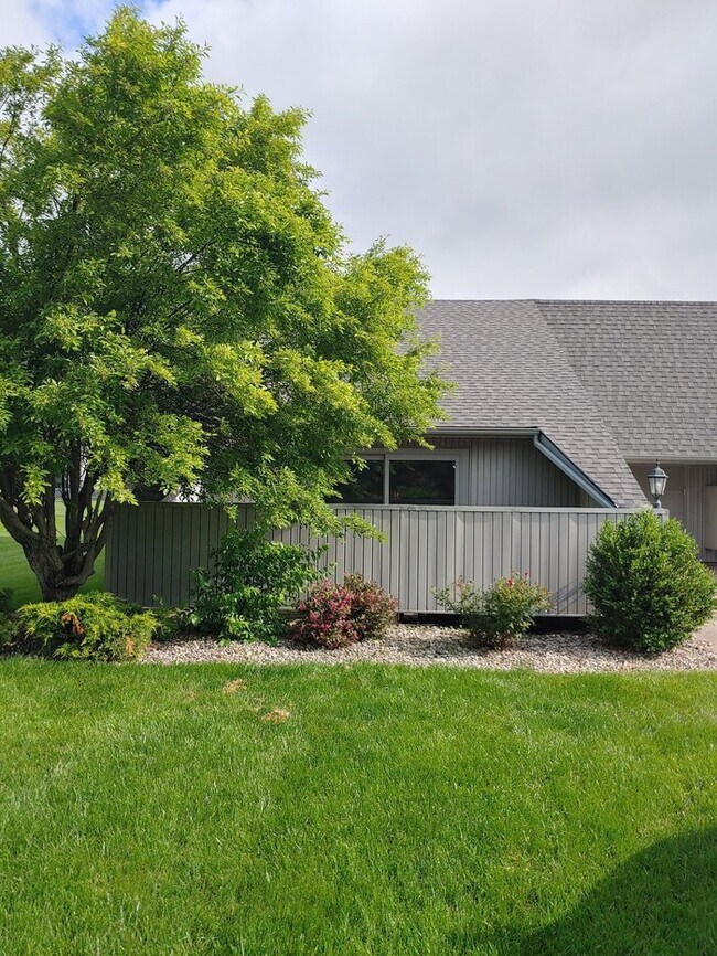 Building Photo - ***Moving Expense Relief Security Deposit ...