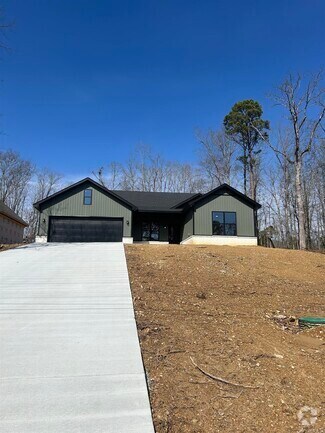 Building Photo - 210 Diamondhead Dr