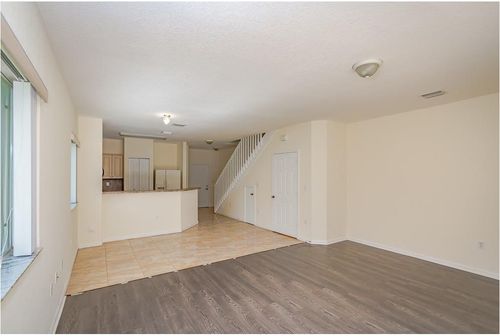 Building Photo - 5720 Tuscany Way