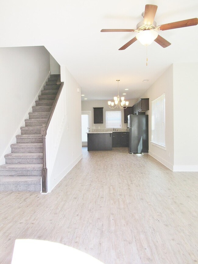 Foto del edificio - Home for Rent in Tuscaloosa, AL! Available...