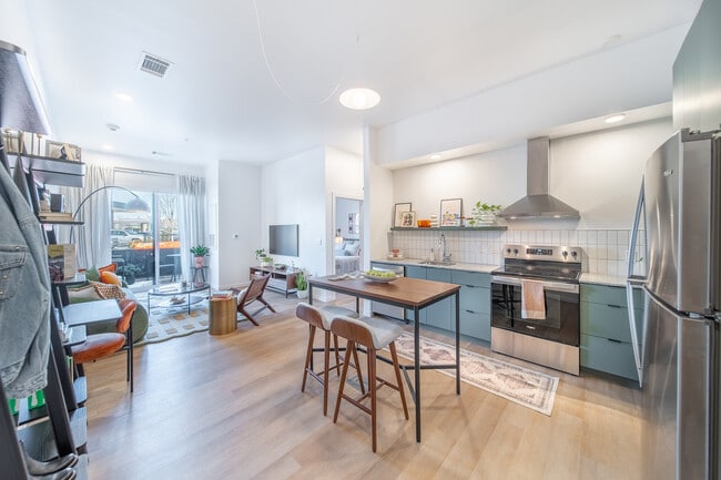 Resize-Unit_01_Model-001 - First Street Flats