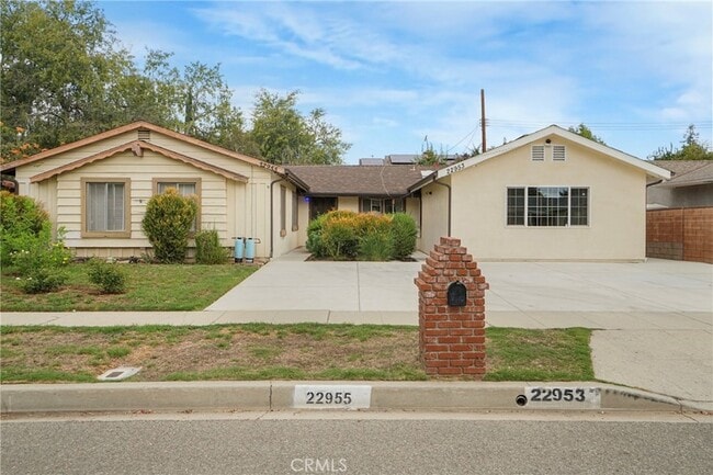 Building Photo - 22953 Blythe St