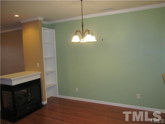 Building Photo - 1045 Summerhouse Rd