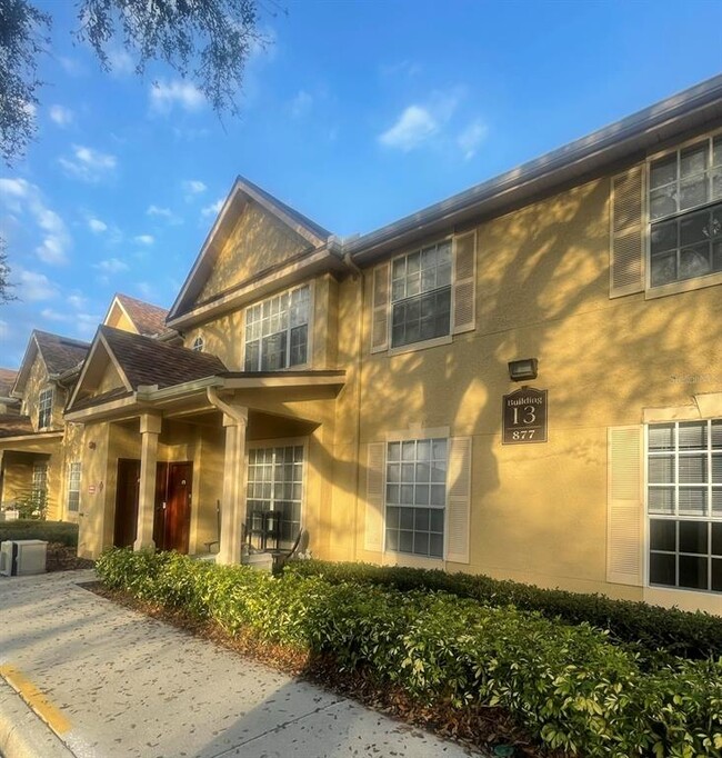 Foto del edificio - 877 Grand Regency Pointe