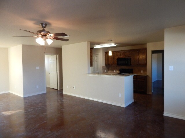 Building Photo - 1813 Indian Trail