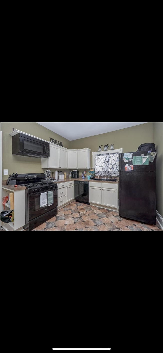 Kitchen - 314 Washington St