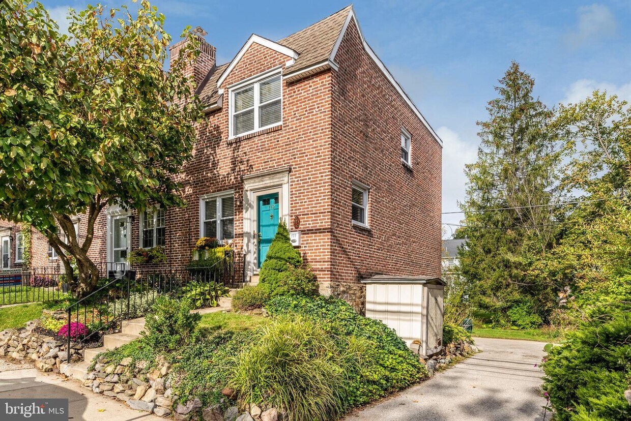 119 Plant Ave, Wayne, PA 19087 Townhome Rentals in Wayne PA