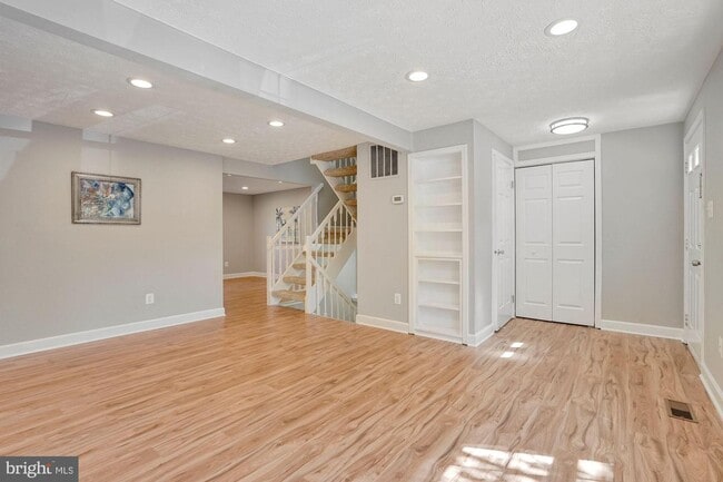 Building Photo - 3941 Plum Run Ct