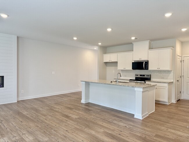 Foto del edificio - 1004 Sutherland Ln