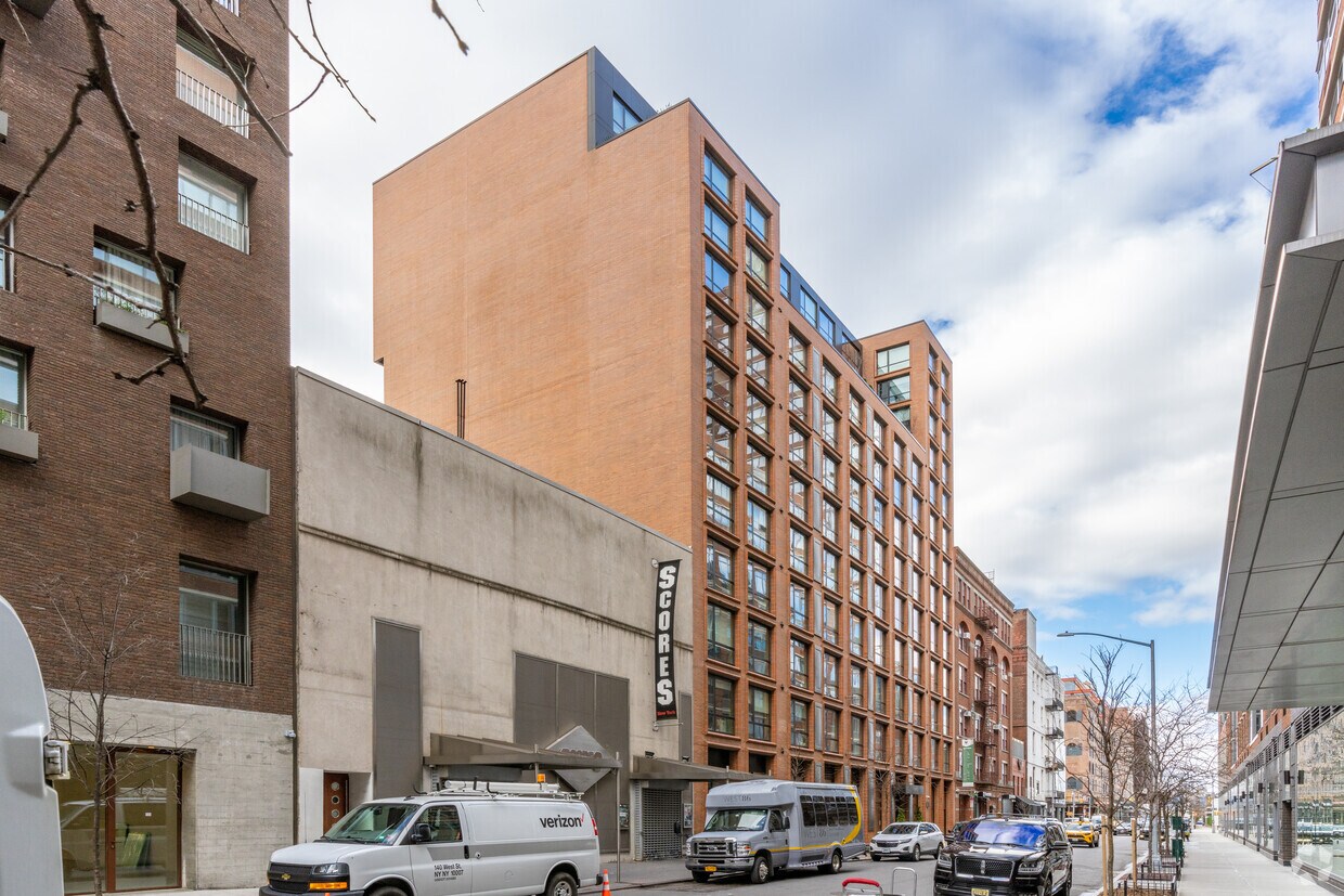 Primary Photo - 540 W 28th St