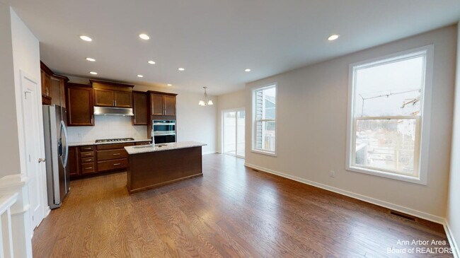 Foto del edificio - 2708 S Spurway Dr