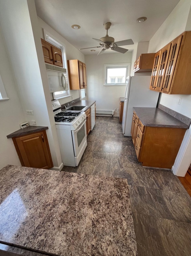 Photo - 4021 Dayton Rd (Drexel Hill, PA) House