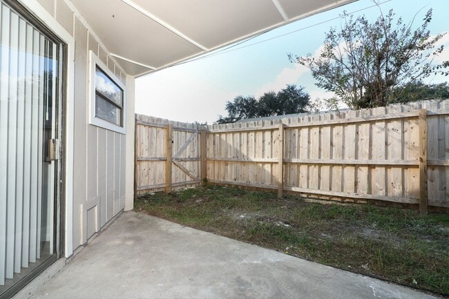 Foto del edificio - Villas At Pine Hills