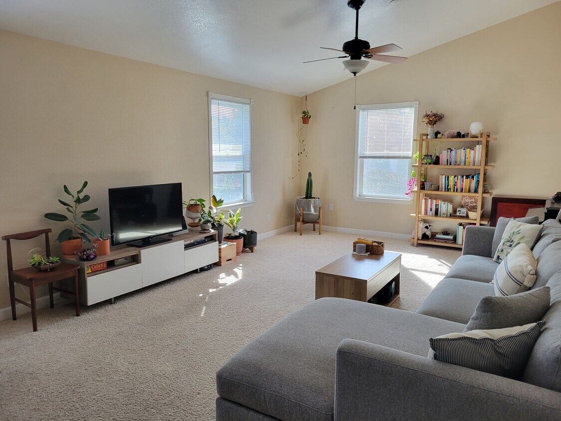 367369 Branch St Unit 369 B, San Luis Obispo, CA 93401 Room for Rent in San Luis Obispo, CA