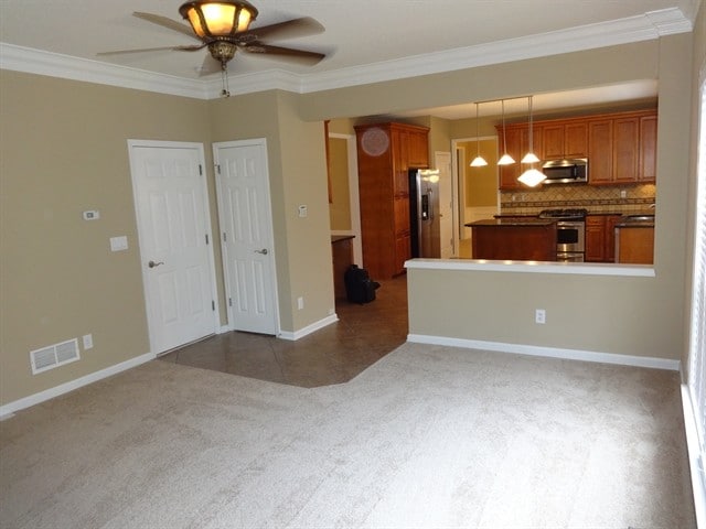 Building Photo - 3805 Deauville Way