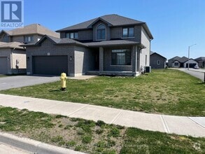 Building Photo - 95 Hampton Ridge Drive