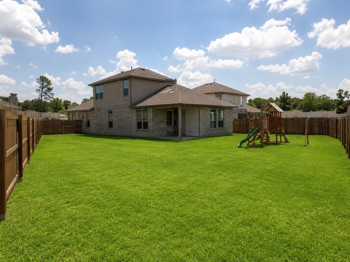 Building Photo - 14706 Pinion Ct