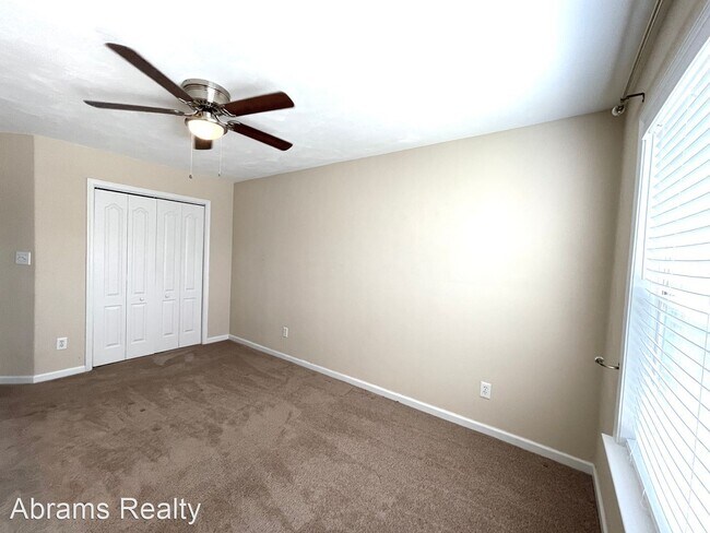 Building Photo - 4 br, 2.5 bath House - 2665 Springhaven Drive