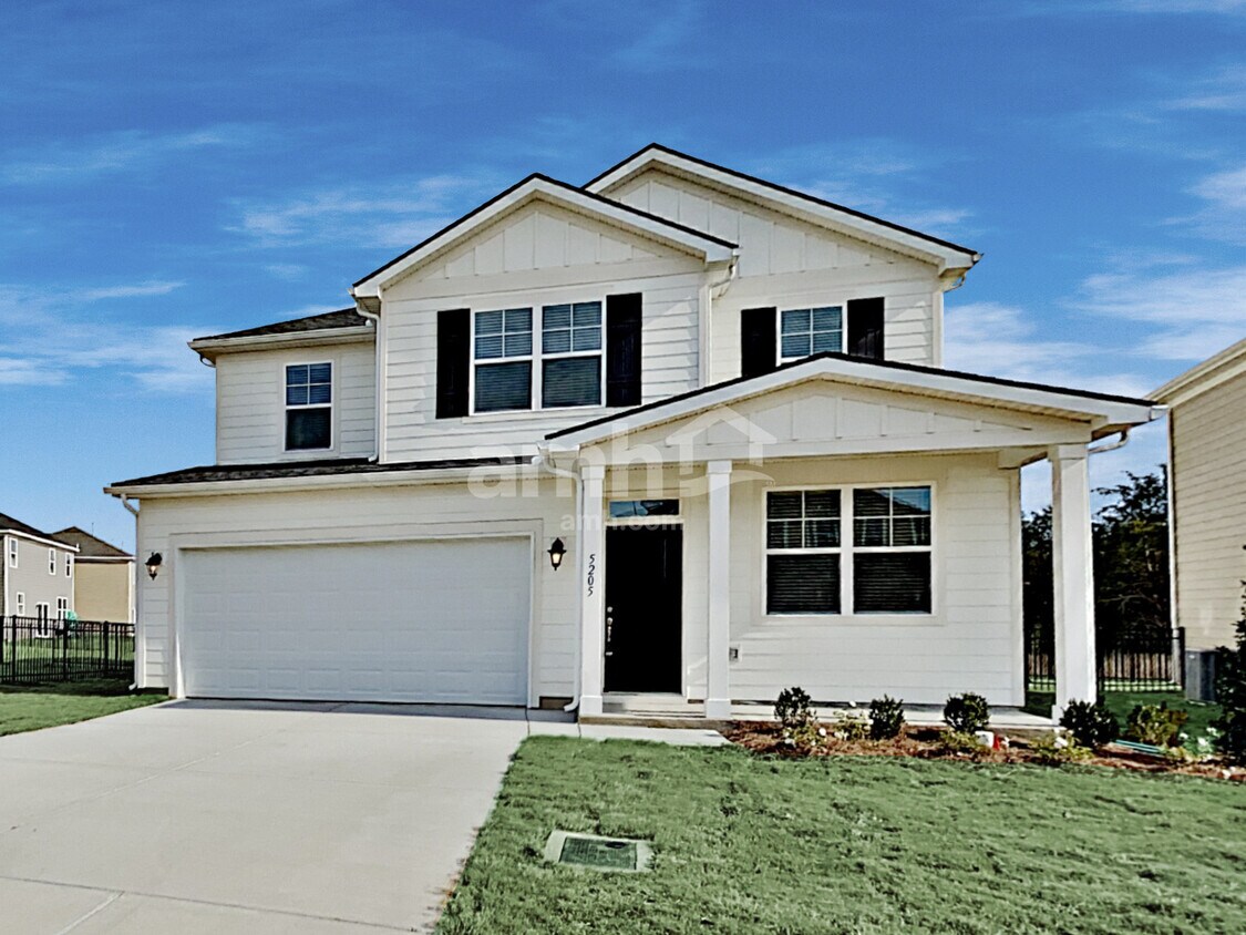 Foto principal - 5205 Lake Maxwell Dr