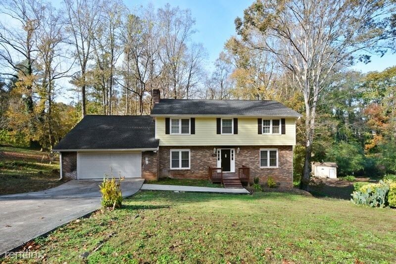 Foto principal - 4 br, 2.5 bath House - 1081 AVONRIDGE