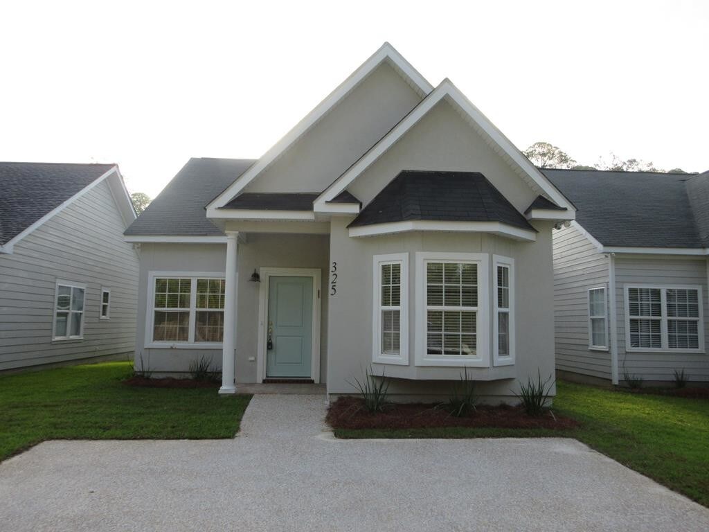 Primary Photo - 325 Summercreek Cove