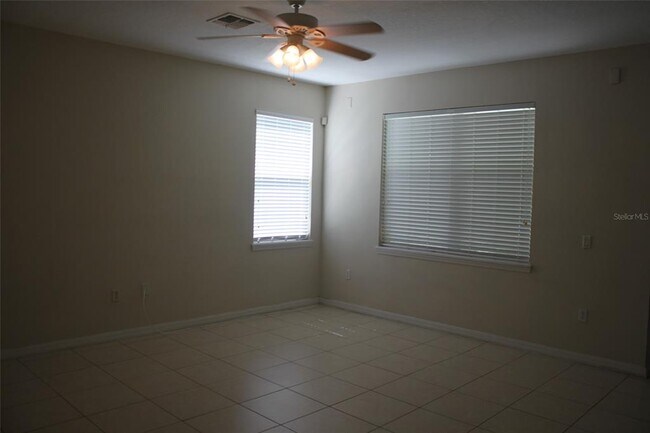 Foto del edificio - 3222 Hopewell Dr
