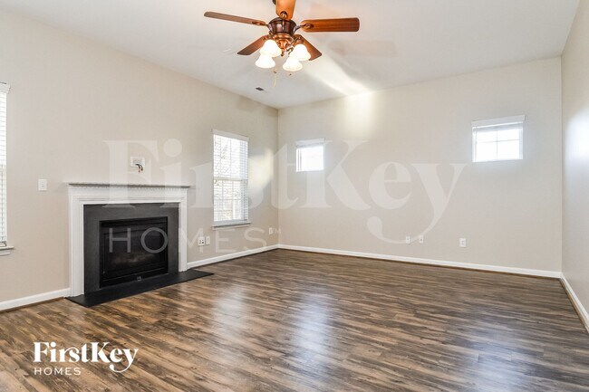 Foto del edificio - 6465 Flintlock Ct