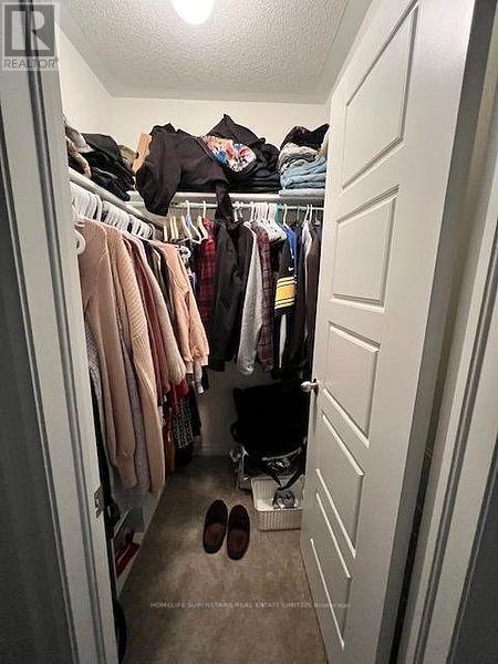 Photo du bâtiment - 221 Vivant St