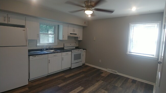 Foto del edificio - 321 Edgewood Ave