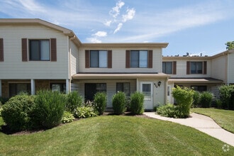 Building Photo - 932 Monroe Ct